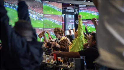 Tom's Watch Bar