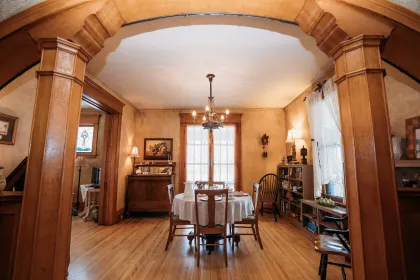 Cedar Rose Inn