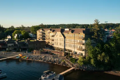 Chase on the Lake Resort &amp; Spa