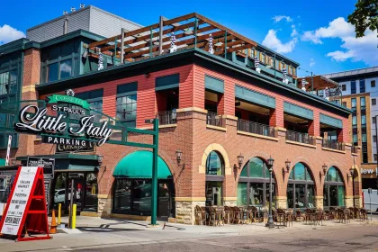 Cossetta's Italian Market &amp; Pizzeria