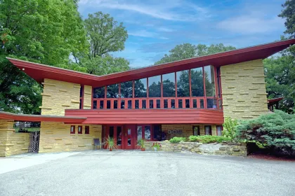 The Elam House exterior in Austin, Minnesota