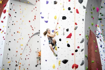 Vertical Endeavors' Bloomington location