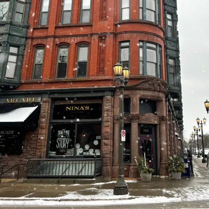 Nina's Coffee in St. Paul