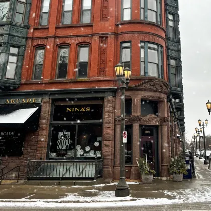 Nina's Coffee in St. Paul