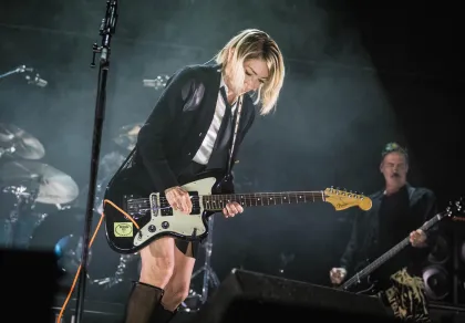 Kim Gordon live