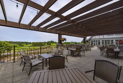 The Highlander patio