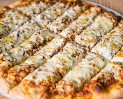 QC Pizza's popular Sausage King pie