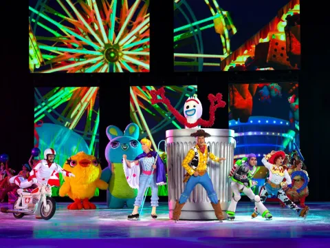 ディズニー、バイナルメーション、Myths & Legends ドラゴンイエティ Disney on Ice presents Road Trip Adventures | Explore Minnesota