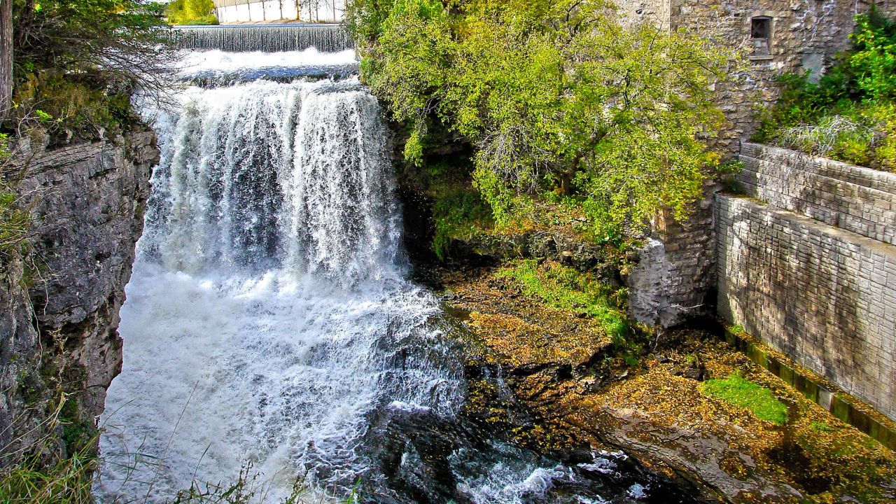 Cascada Vermillion en Hastings