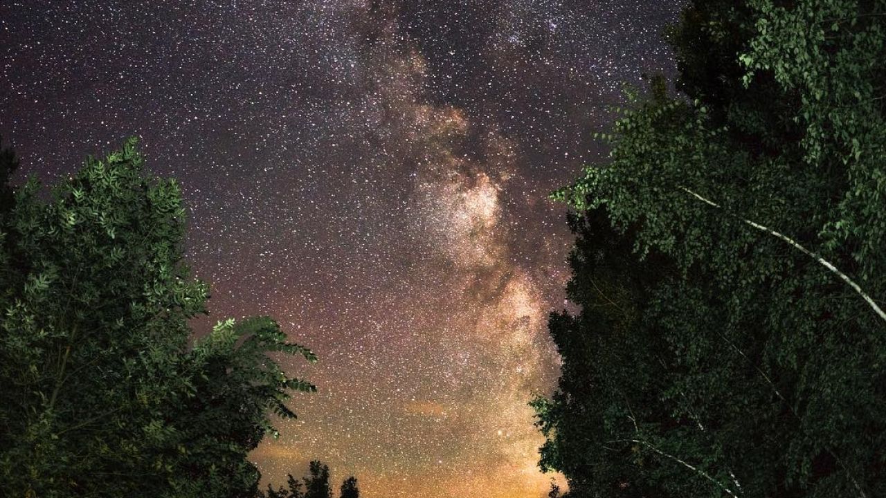 La Vía Láctea cerca de Motley