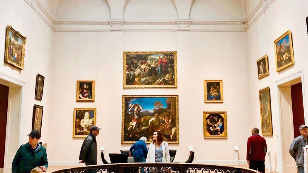 Atrium gallery at Minneapolis Institute of Arts