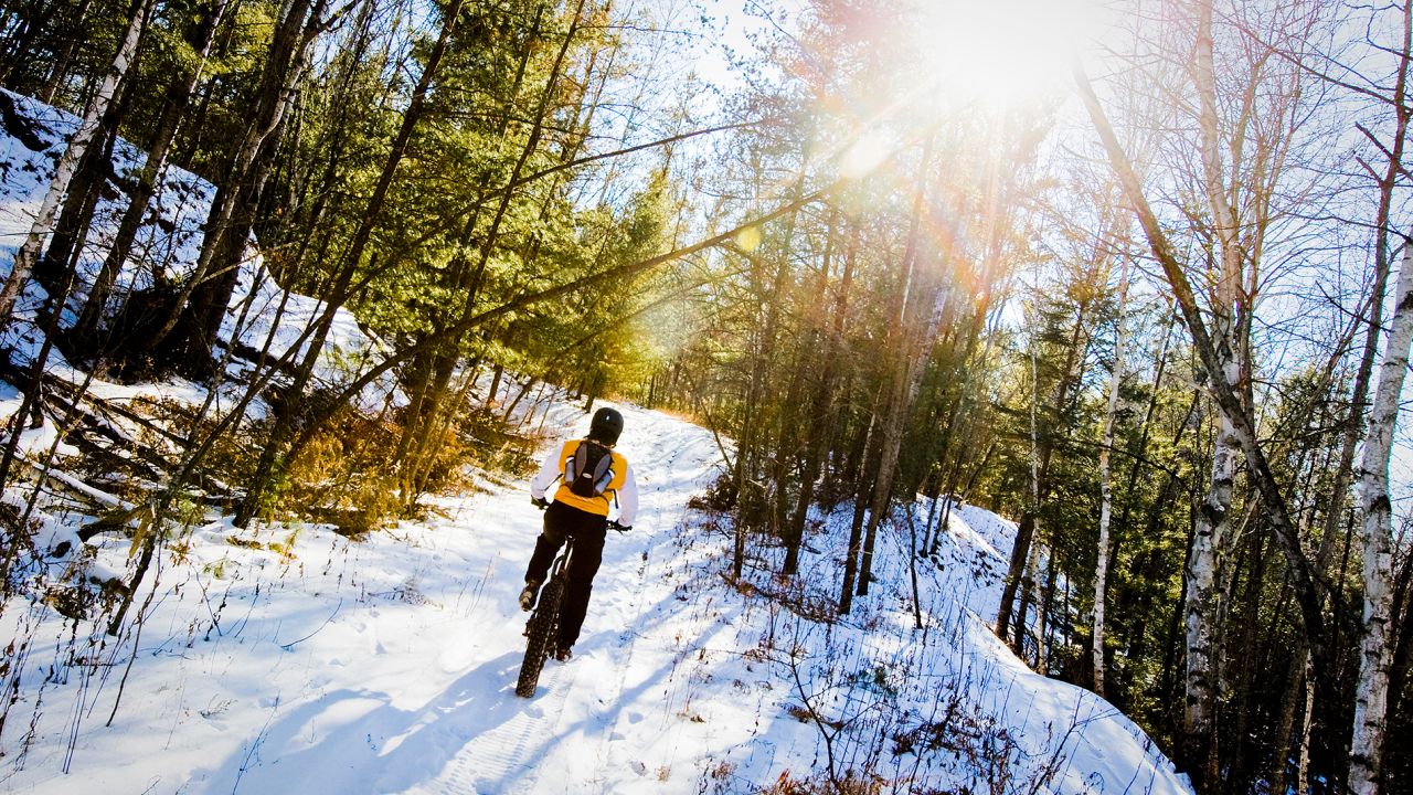 Bicicleta de llanta gorda en el Cuyuna Yawkeye Trail