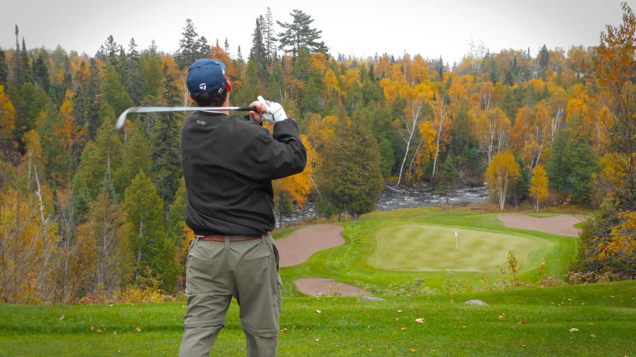 Fall golfing at Superior National Golf Club