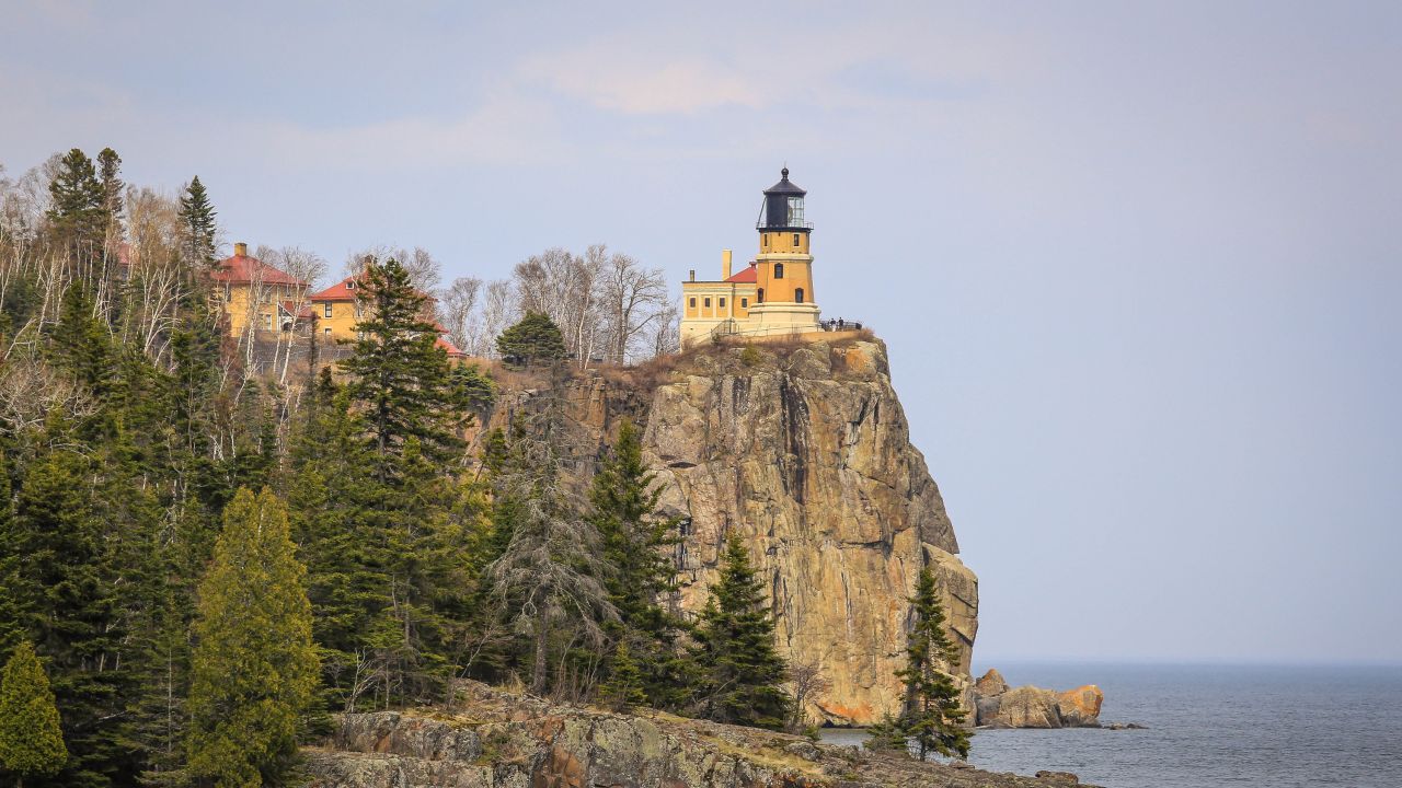 Split Rock Lighthouse in the fall