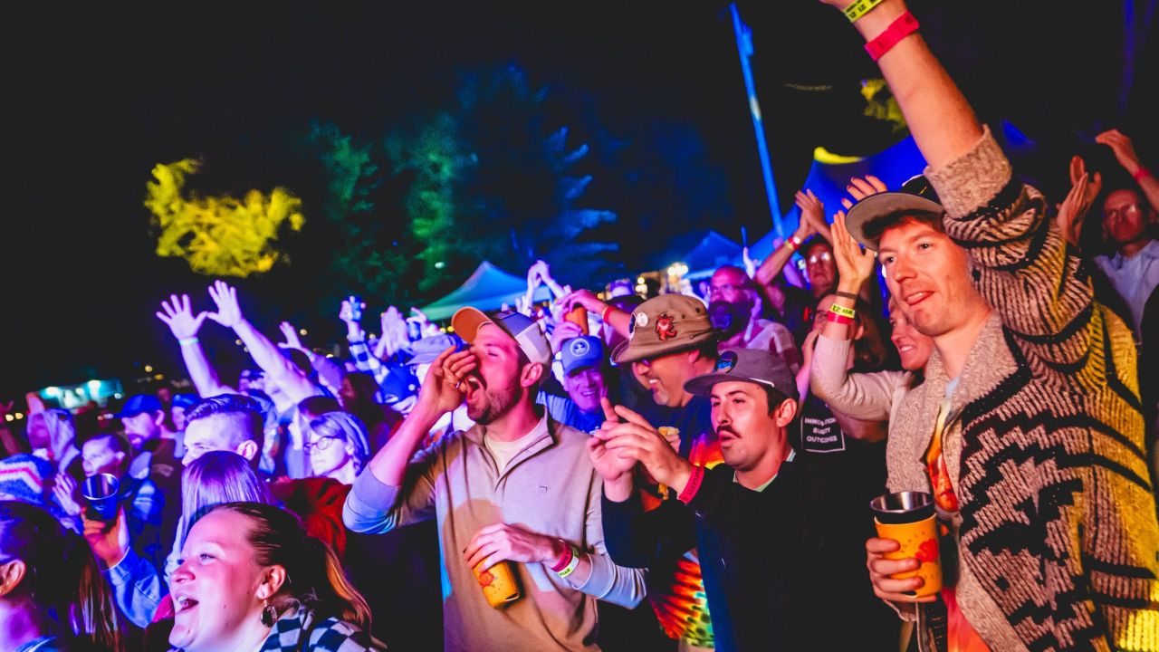 The crowd at Boats and Bluegrass