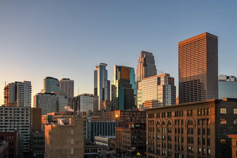 The Essential Guide to Minneapolis-St. Paul 