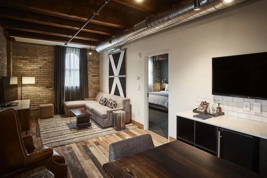 The George Henry Suite at Hewing Hotel 