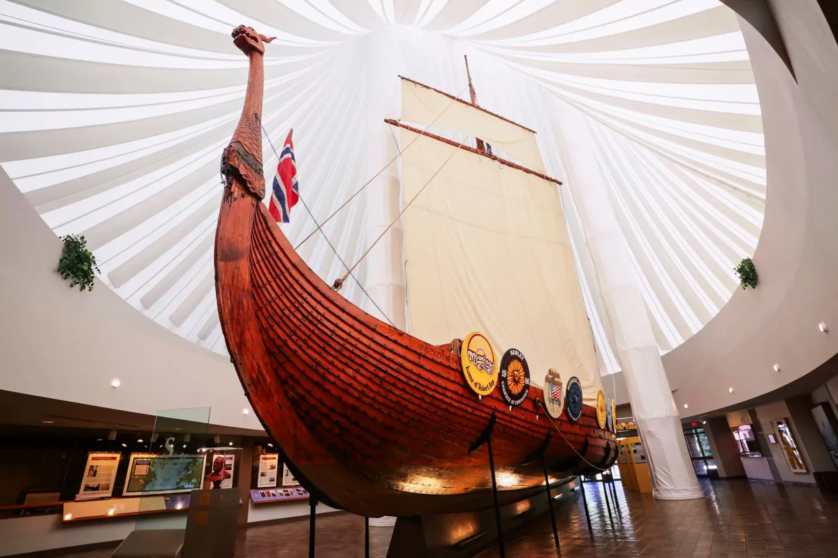 Hjemkomst Viking ship