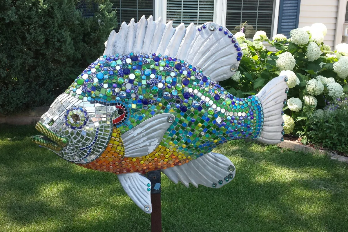 "Sunny" fish sculpture