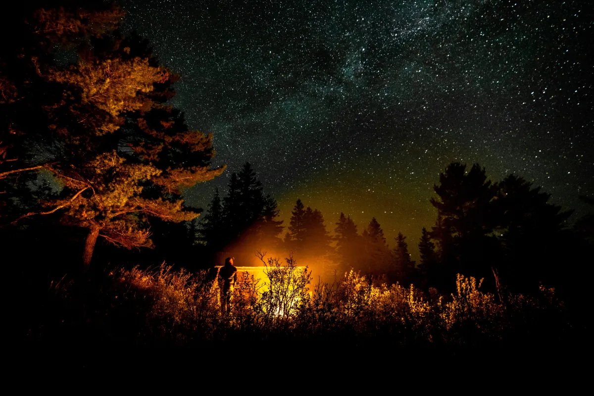 Night sky and campfire at Split Rock Creek State Park