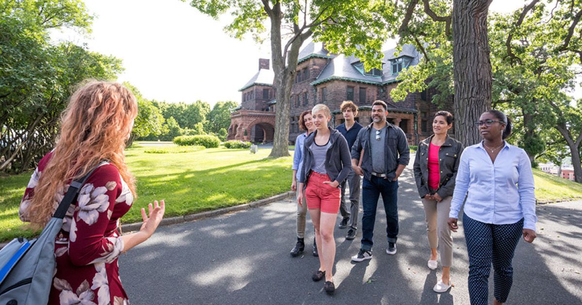 Summit Avenue Walking Tour Explore Minnesota