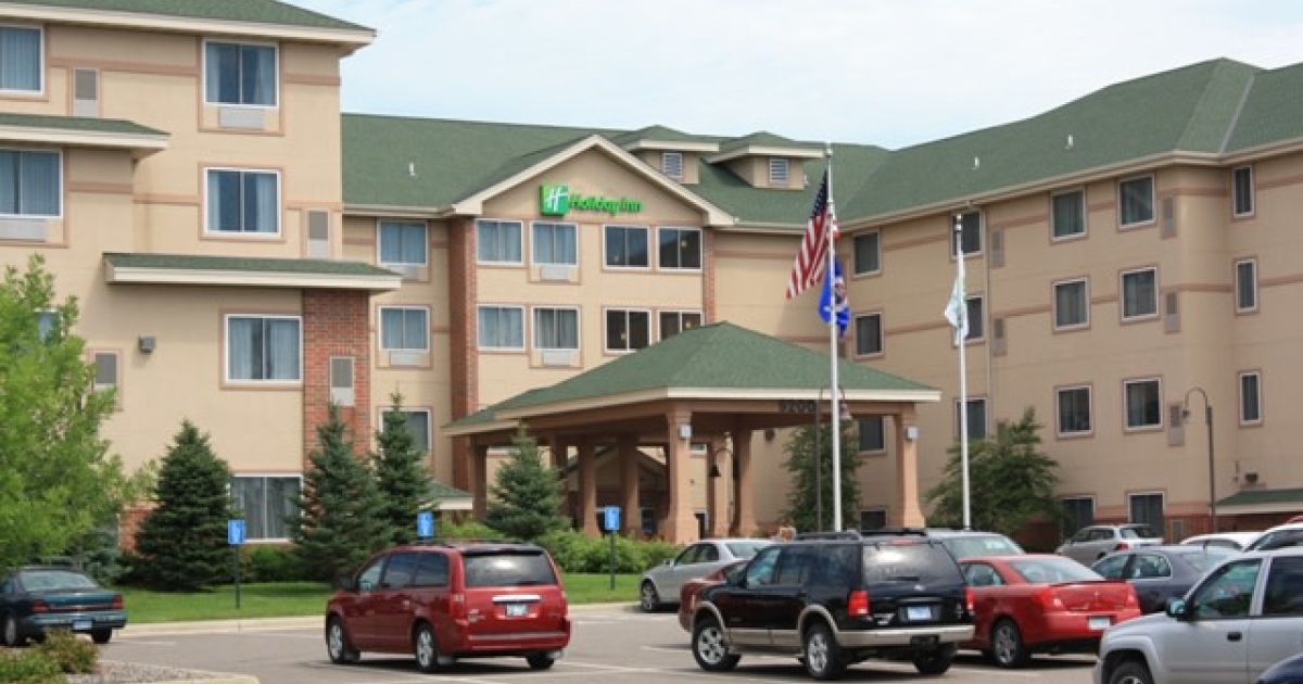 Wyndham Garden Minneapolis NW Otsego and Wildwoods Waterpark