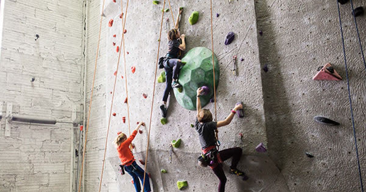 Vertical Endeavors MPLS Indoor Rock Climbing Explore Minnesota