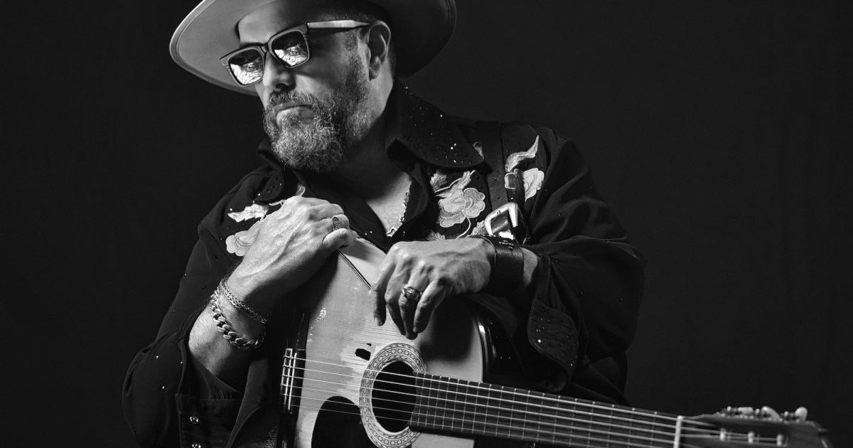 Raul Malo of The Mavericks | Explore Minnesota