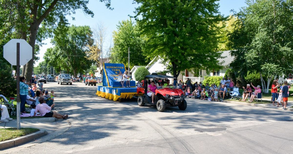 Town and Country Days Explore Minnesota