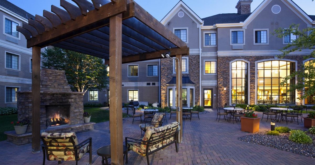 Staybridge Suites Mpls-Maple Grove/Arbor Lakes | Explore Minnesota