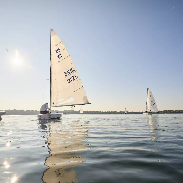 Jim of Cirrus Aircraft goes sailing on Lake Harriet 