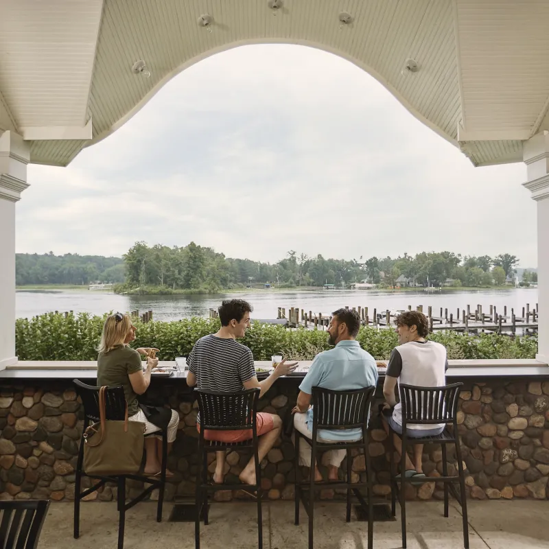 Where to Dine by the Water 