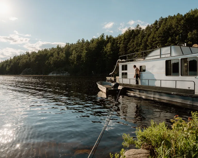 A houseboat at Voyageurs National Park